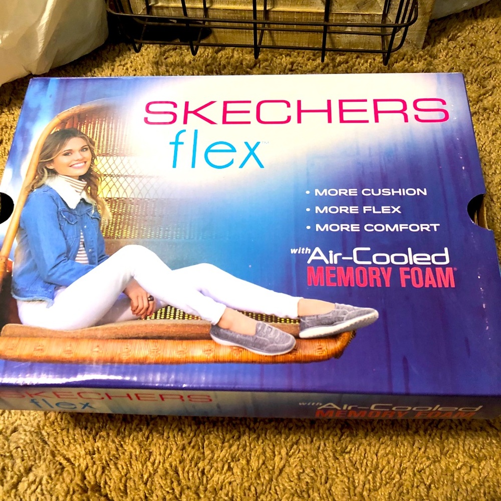 Skechers tennis slip-on shoes